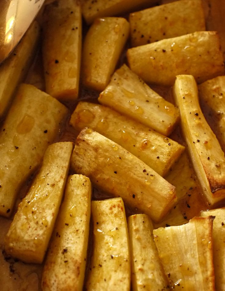 Parsnips roasted with honey and mustard is a delicious side dish, the whole family will enjoy