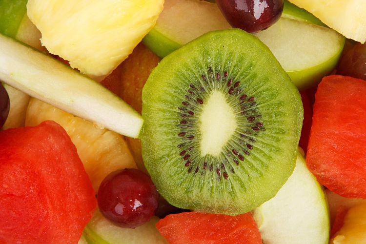 Kiwi fruit slices can be added to a wide variety of pies and desserts