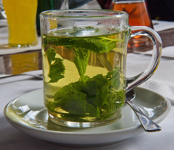 Peppermint Tea is very health. Discover the nutrient facts and health benefits of peppermint tea in this article