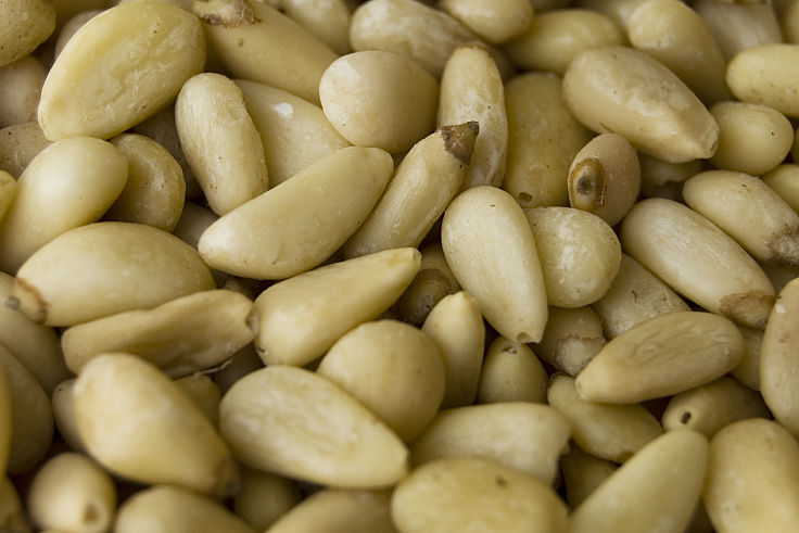 Pine nuts are a heklthy choice for salads, snacks and as a topping for biscuits, cookies, slices and cakes
